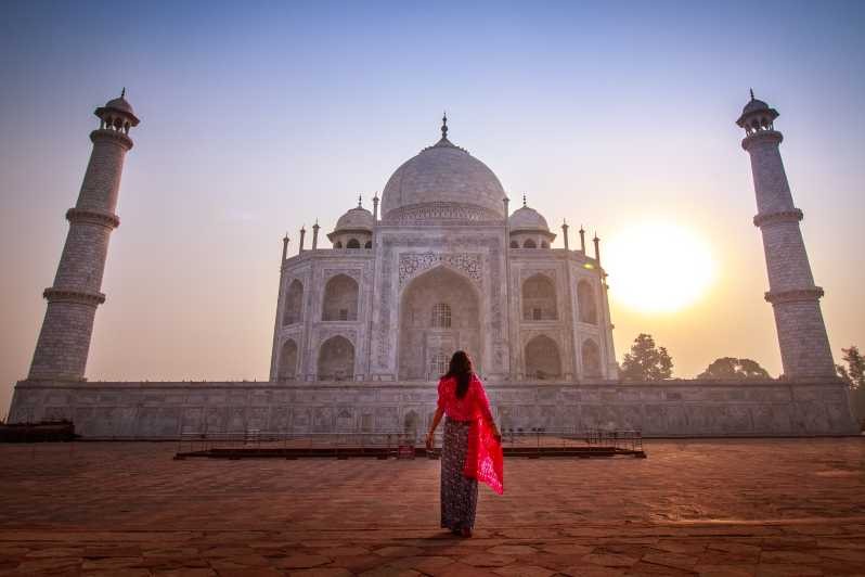 Overnight Taj mahal tour by car from Delhi