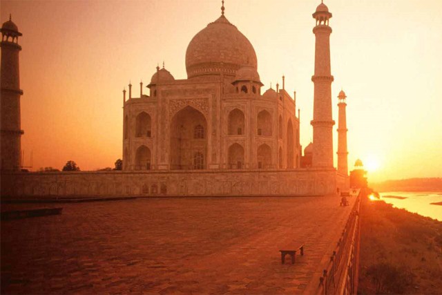 3 Nights 4 Days Taj Mahal Golden Triangle Tour